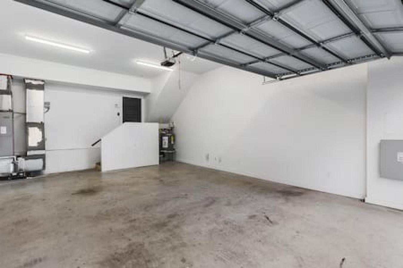 Spacious Home With Large Patio Rooftop Deck And Garage Нашвил Екстериор снимка